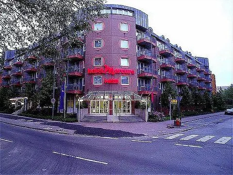Отель Mercure Residenz Frankfurt Messe Франкфурт-на-Майне