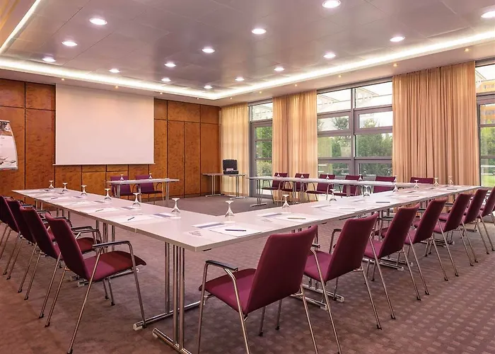 Mercure Residenz Frankfurt Messe Отель