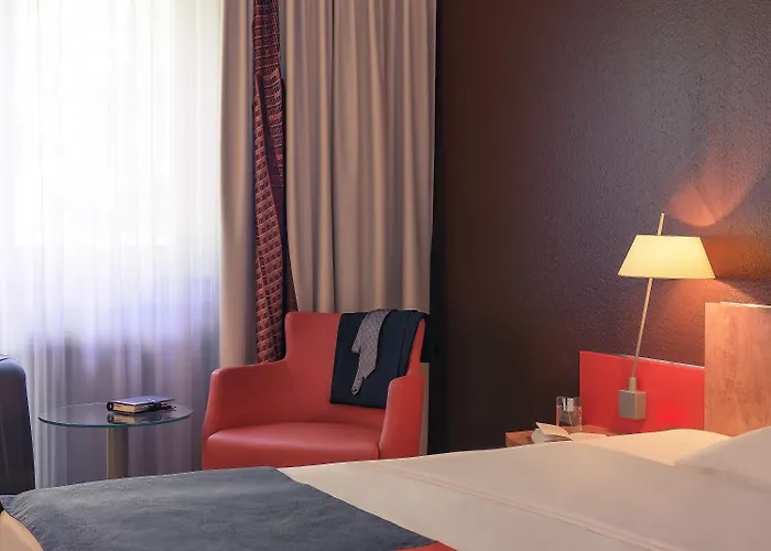 Отель Mercure Residenz Frankfurt Messe Франкфурт-на-Майне