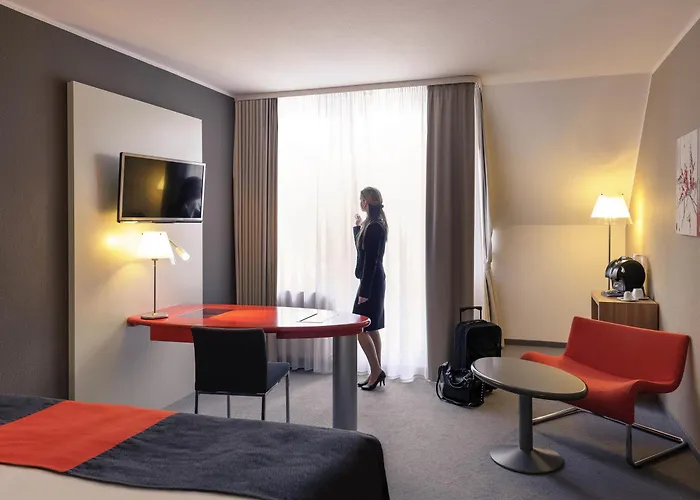 Mercure Residenz Frankfurt Messe Отель Франкфурт-на-Майне