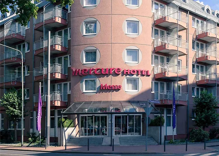 Отель Mercure Residenz Frankfurt Messe Франкфурт-на-Майне
