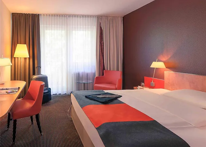 Отель Mercure Residenz Frankfurt Messe 4*