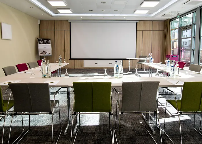 Mercure Residenz Frankfurt Messe 4*
